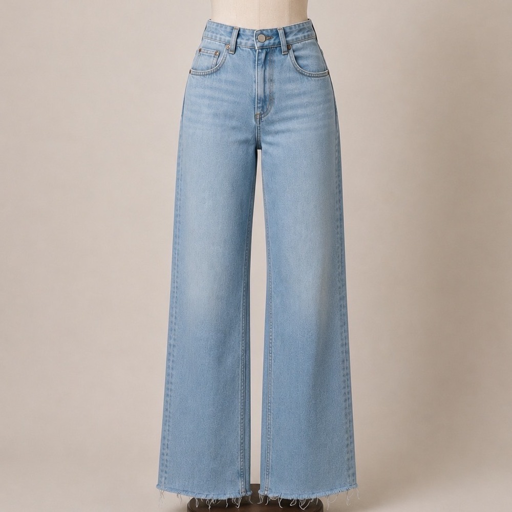 Zara Womens High Waisted Wide Leg Jeans Light Wash Blue Raw Hem Size 2
